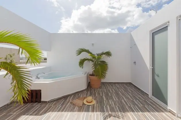 Apart Daire, 6 Yatak Odası (2 Separate Apartments)