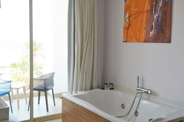 Junior Süit, Deniz Manzaralı