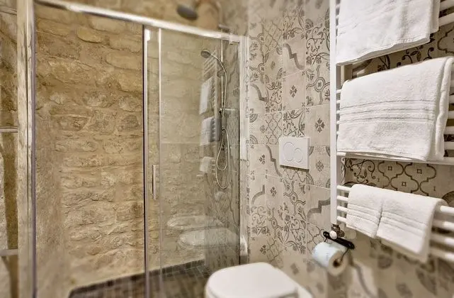 Classic Tek Büyük veya İki Ayrı Yataklı Oda