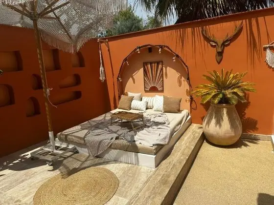 Deluxe Oda, Havuz ve Bahçe Manzaralı, Isıtmalı Özel Havuzlu