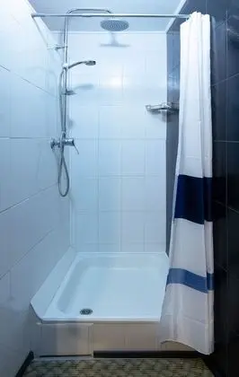 Economy Tek Büyük veya İki Ayrı Yataklı Oda