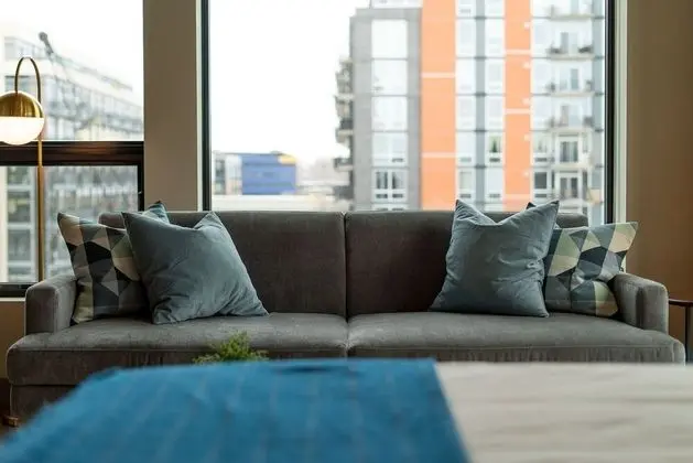 Daire, 1 Büyük (Queen) Boy Yatak, Balkon, Şehir Manzaralı
