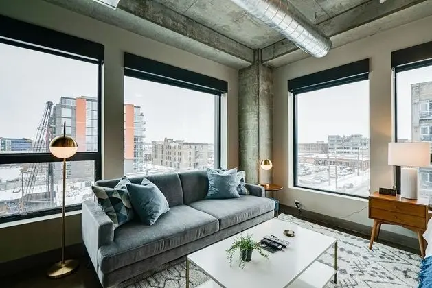 Daire, 1 Büyük (Queen) Boy Yatak, Balkon, Şehir Manzaralı