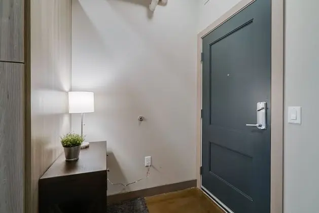 Daire, 1 Büyük (Queen) Boy Yatak ve Çekyat, Balkon, Şehir Manzaralı