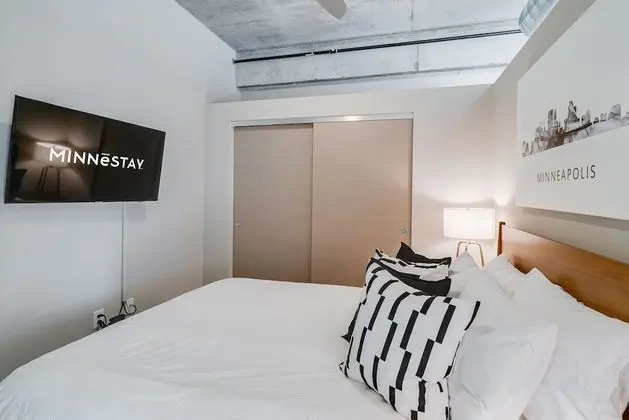 Daire, 1 Büyük (Queen) Boy Yatak ve Çekyat, Balkon, Şehir Manzaralı