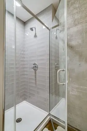 Daire, 1 Büyük (Queen) Boy Yatak ve Çekyat, Balkon, Şehir Manzaralı