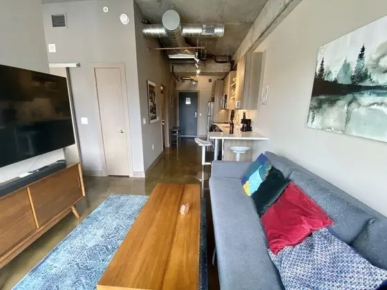 Daire, 1 Büyük (Queen) Boy Yatak ve Çekyat, Balkon, Şehir Manzaralı