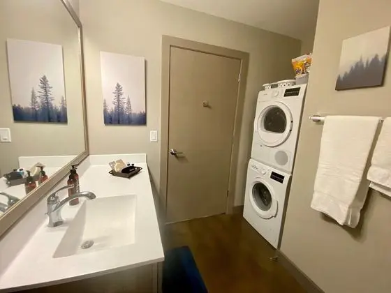 Daire, 1 Büyük (Queen) Boy Yatak ve Çekyat, Balkon, Şehir Manzaralı