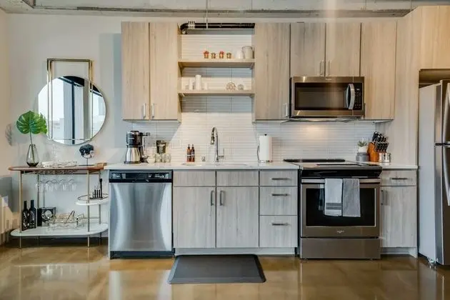 Daire, 1 Büyük (Queen) Boy Yatak ve Çekyat, Balkon, Şehir Manzaralı