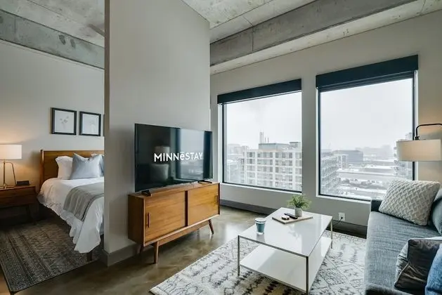Daire, 1 En Büyük (King) Boy Yatak ve Çekyat, Veranda, Şehir Manzaralı