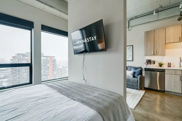 Daire, 1 En Büyük (King) Boy Yatak ve Çekyat, Veranda, Şehir Manzaralı