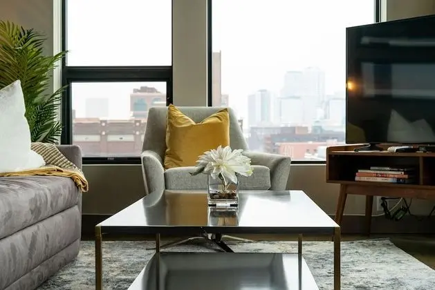 Daire, 1 Büyük (Queen) Boy Yatak ve Çekyat, Balkon, Şehir Manzaralı