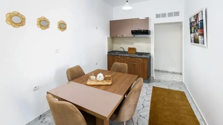 Grand Apart Daire, Şehir Manzaralı