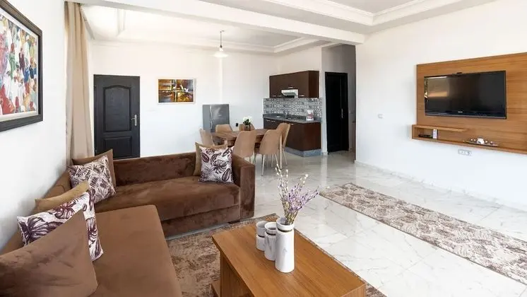 Grand Apart Daire, Şehir Manzaralı