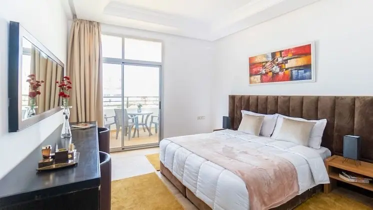 Standard Apart Daire, Şehir Manzaralı