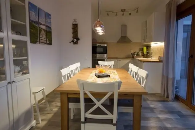 Ev (Sablja - with pool - H(6+4))