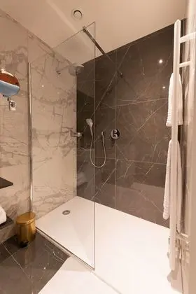 Sablon Deluxe Room