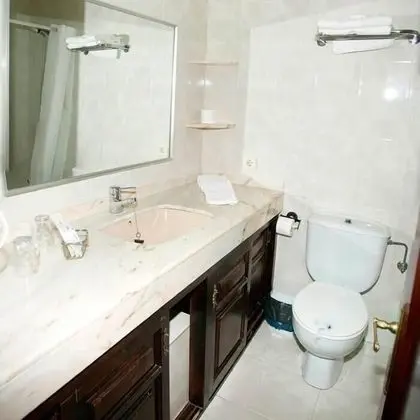 Tek Büyük veya İki Ayrı Yataklı Oda, Plaj Manzaralı