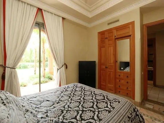 Luxury Apart Daire, 2 Yatak Odası, Bahçe Manzaralı