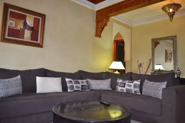 Luxury Apart Daire, 2 Yatak Odası, Bahçe Manzaralı
