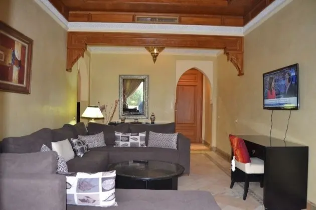 Luxury Apart Daire, 2 Yatak Odası, Bahçe Manzaralı