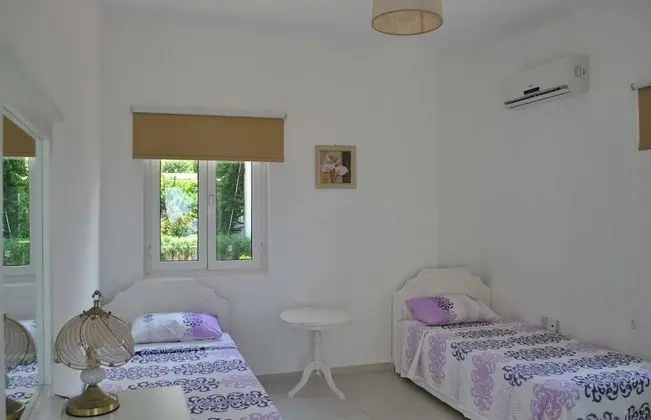Villa, Sigara İçilmez