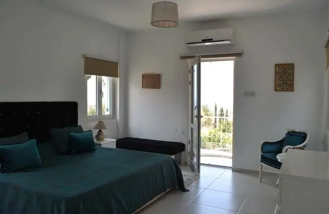 Villa, Sigara İçilmez