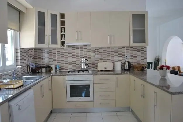 Villa, Sigara İçilmez