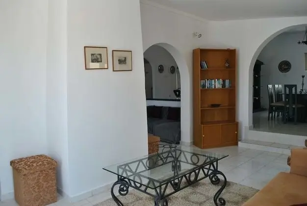 Villa, Sigara İçilmez