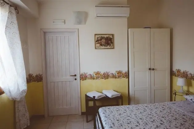 Basic Tek Büyük Yataklı Oda