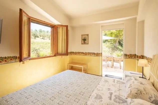 Basic Tek Büyük Yataklı Oda