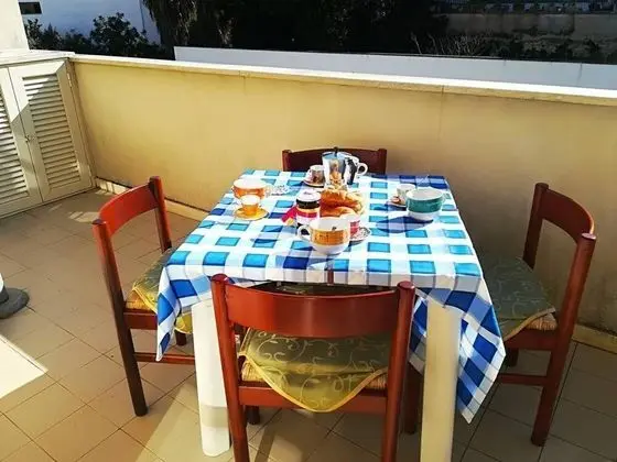 Ev, 2 Yatak Odası, Balkon
