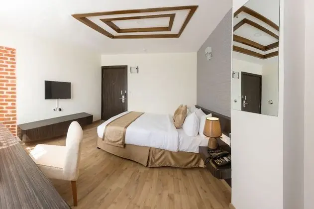 Deluxe Tek Büyük veya İki Ayrı Yataklı Oda, Dağ Manzaralı