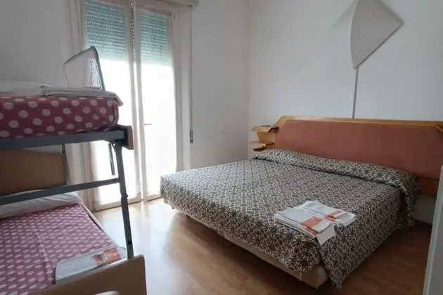 Standard Dört Kişilik Oda