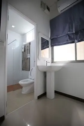Ortak Ranzalı Oda, Karma Ranzalı Oda