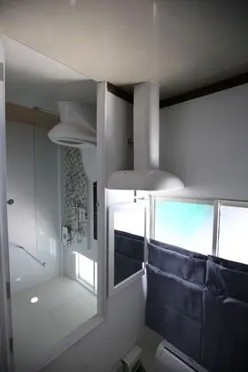 Ortak Ranzalı Oda, Sadece kadınlar için
