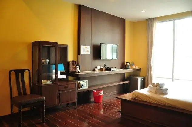 Deluxe Tek Büyük Yataklı Oda