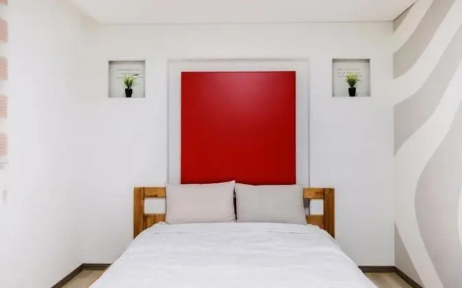 Oda (Room 201 (Ocean View))