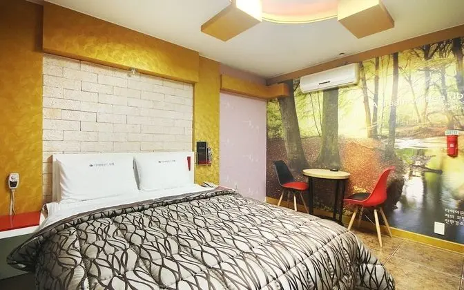 Oda (Standard room (Netflix viewing availa)