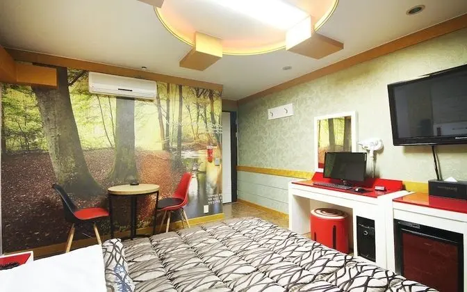 Oda (Standard room (Netflix viewing availa)