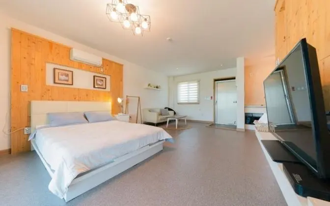 Oda (Room 102 (Ocean View))