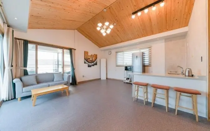 Oda (Room 103 (Ocean View Group))