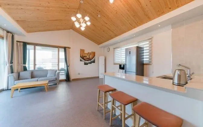 Oda (Room 103 (Ocean View Group))