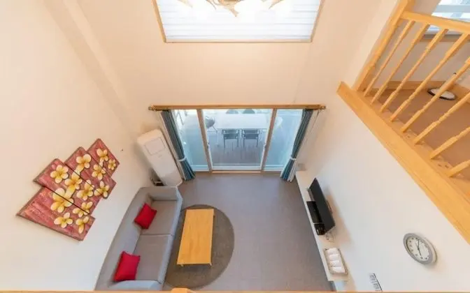 Oda (Room 201 (Ocean View Duplex))