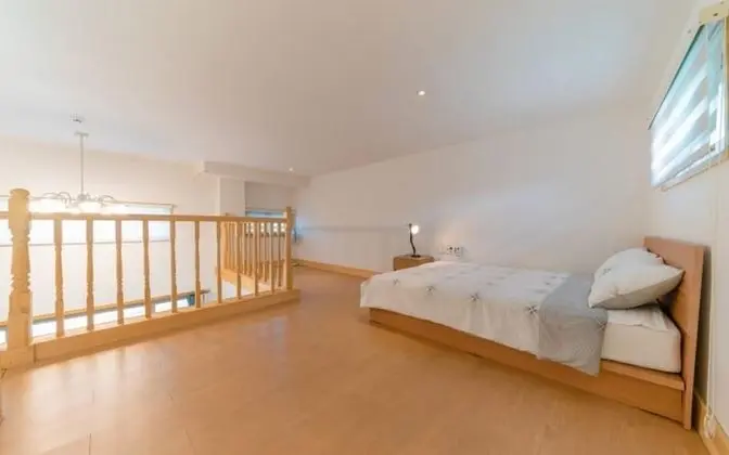 Oda (Room 201 (Ocean View Duplex))