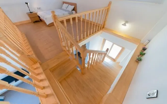 Oda (Room 201 (Ocean View Duplex))