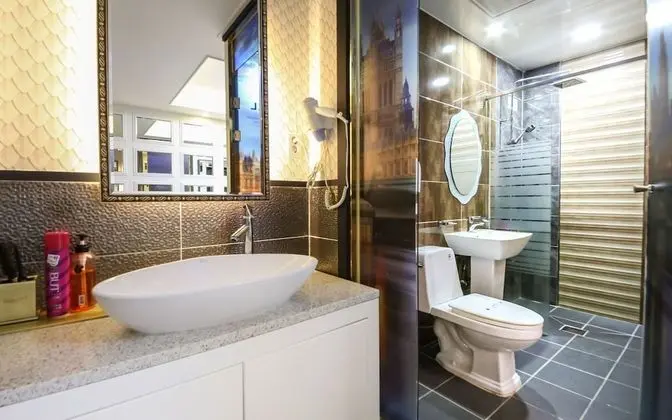 Oda (Standard - Breakfast (Netflix availab)