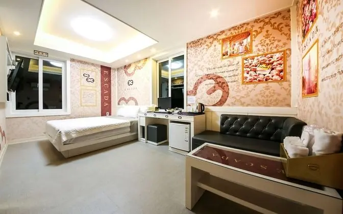 Oda (Standard - Breakfast (Netflix availab)