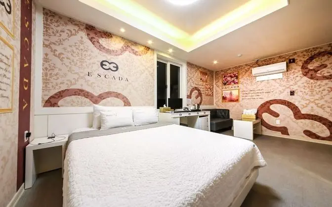 Oda (Standard - Breakfast (Netflix availab)