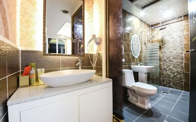 Oda (Standard - Breakfast (Netflix availab)